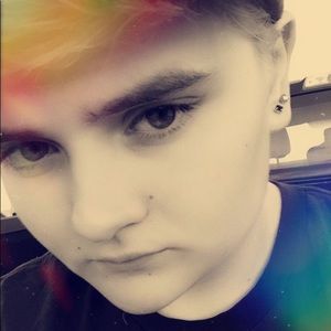 Meet your Posher, Alaric